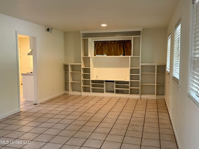 1632 Winchester Street, Jackson, MS 39211