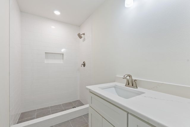 7 Palmer Drive, Conway, AR 72032