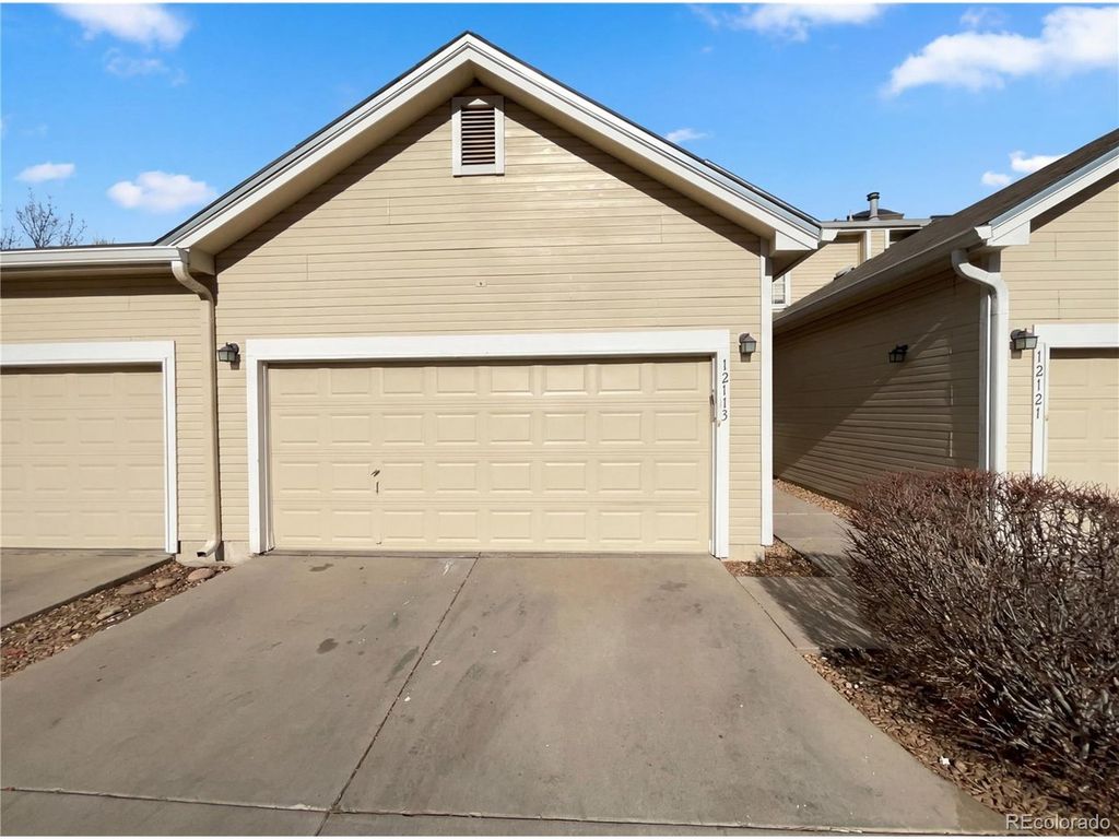 12113 E 2nd Dr, Aurora, CO 80011