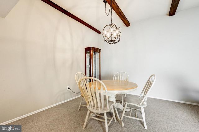 425 VALLEYBROOK DR, Lancaster, PA 17601