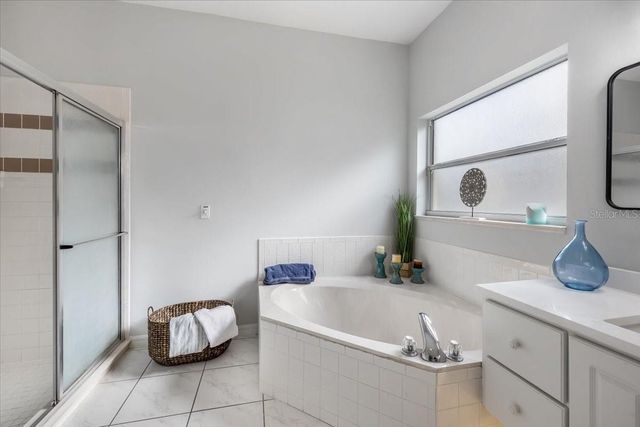 11 WENTWORTH LANE, Palm Coast, FL 32164