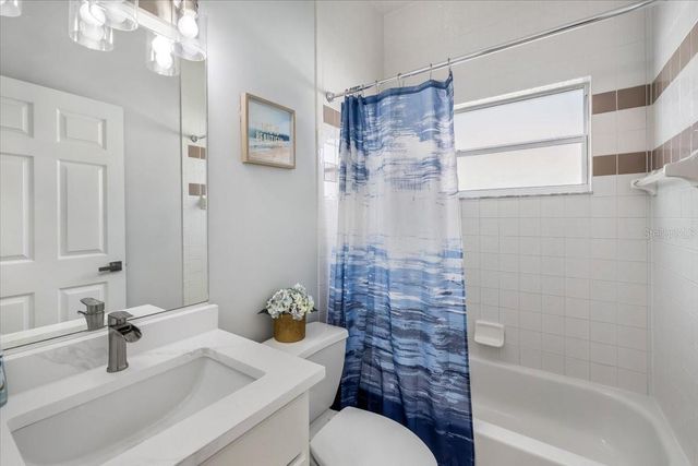 11 WENTWORTH LANE, Palm Coast, FL 32164