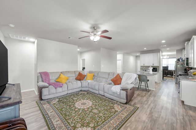 2315 Strong Horse Drive, Conroe, TX 77301