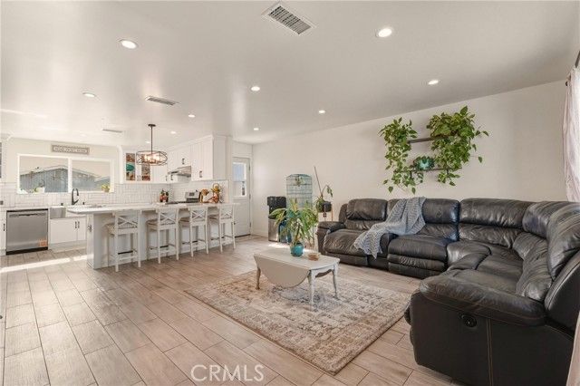 1532 W 221st Street, Torrance, CA 90501