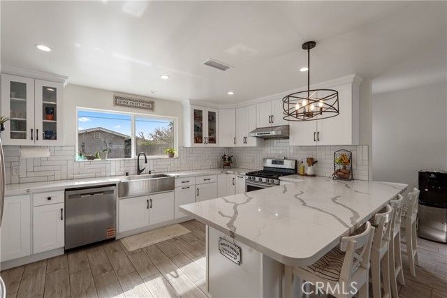 1532 W 221st Street, Torrance, CA 90501