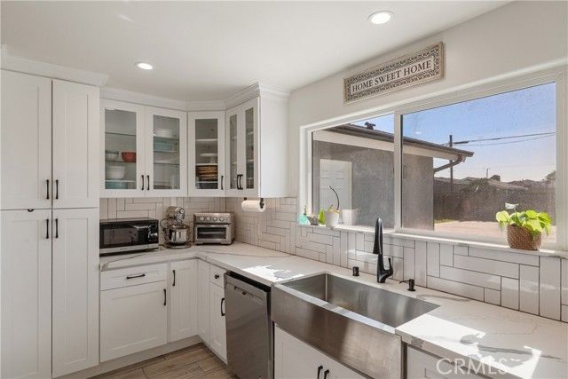 1532 W 221st Street, Torrance, CA 90501