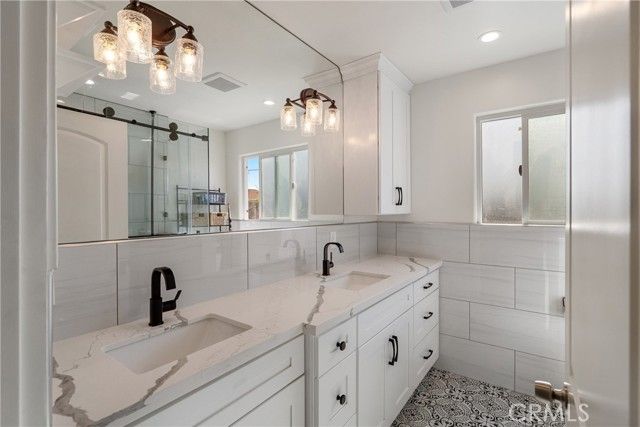 1532 W 221st Street, Torrance, CA 90501