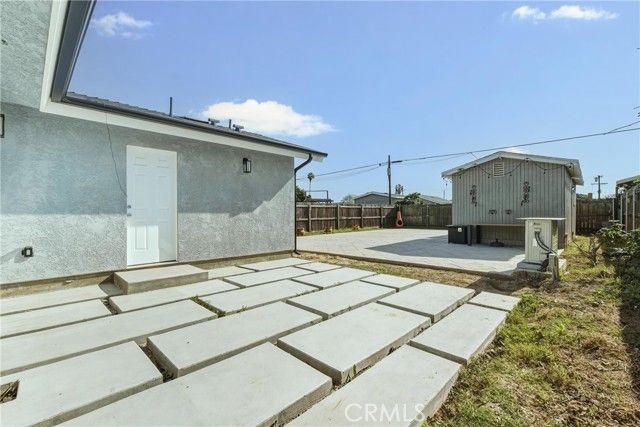 1532 W 221st Street, Torrance, CA 90501