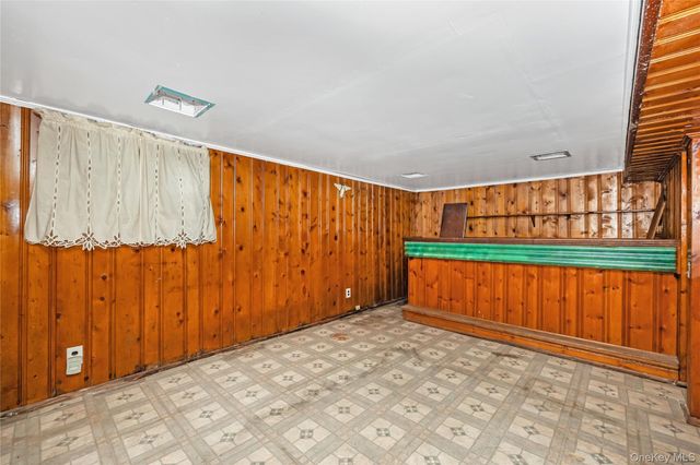 24018 144th Avenue, Rosedale, NY 11422