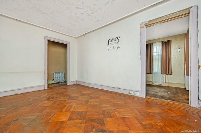 24018 144th Avenue, Rosedale, NY 11422