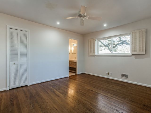 6327 Town Hill Lane, Dallas, TX 75214