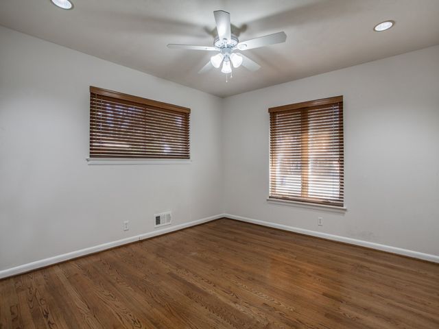 6327 Town Hill Lane, Dallas, TX 75214