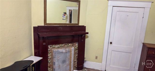 218 W 38th Street, Savannah, GA 31401