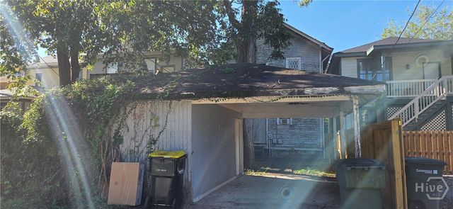 218 W 38th Street, Savannah, GA 31401