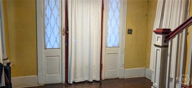 218 W 38th Street, Savannah, GA 31401