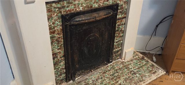 218 W 38th Street, Savannah, GA 31401