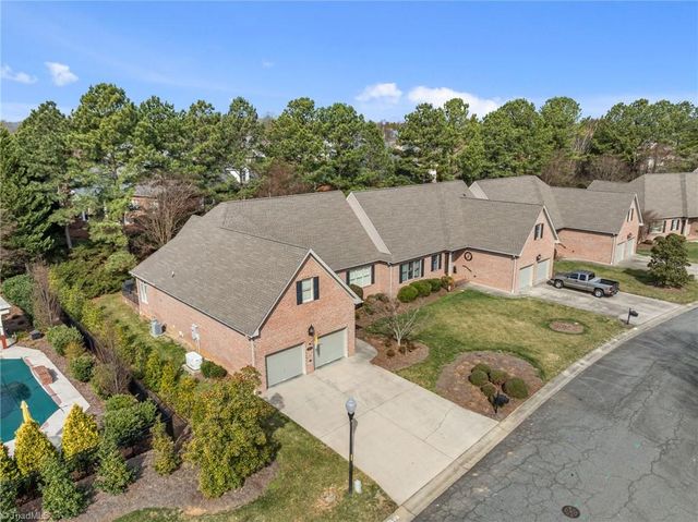 2000 Muirfield Court, Elon, NC 27244