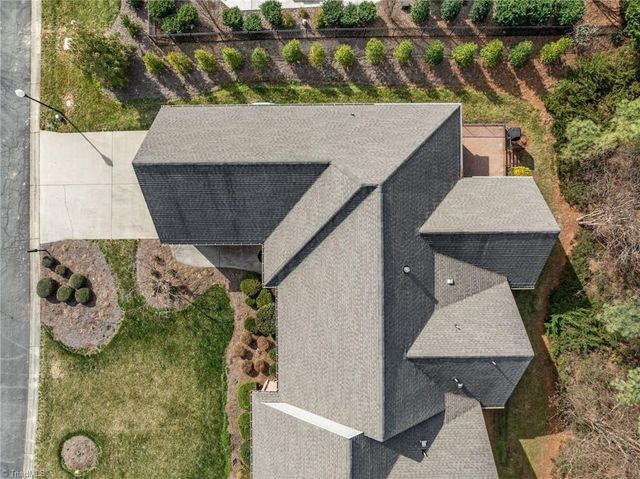 2000 Muirfield Court, Elon, NC 27244