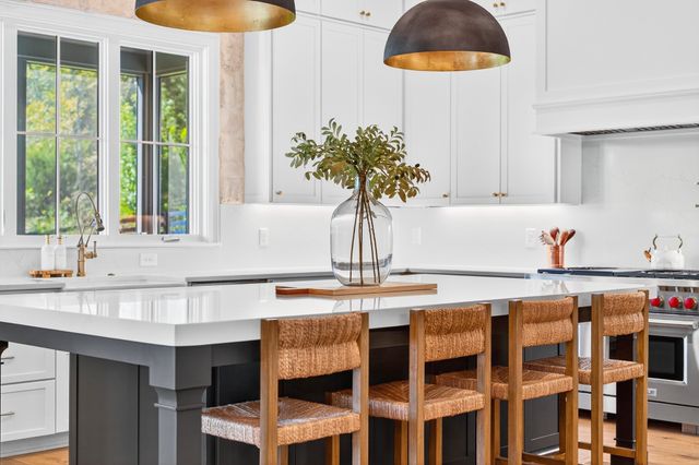 9307 Double Run Ct, College Grove, TN 37046