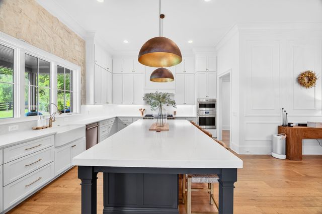 9307 Double Run Ct, College Grove, TN 37046