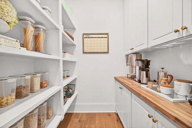 9307 Double Run Ct, College Grove, TN 37046