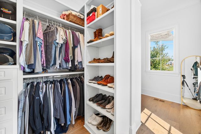 9307 Double Run Ct, College Grove, TN 37046