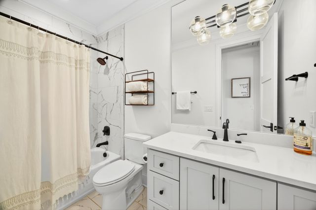 9307 Double Run Ct, College Grove, TN 37046