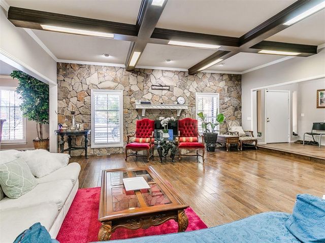 8101 Brownsville Lane, Bethany, OK 73008