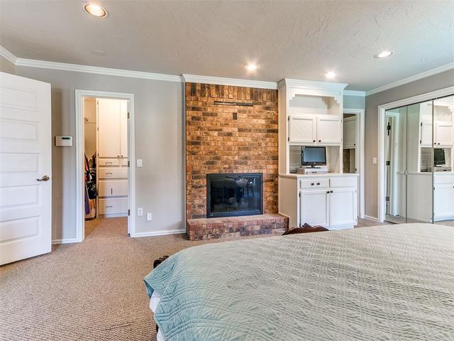 8101 Brownsville Lane, Bethany, OK 73008
