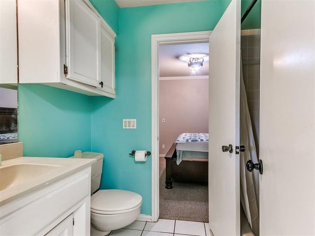 8101 Brownsville Lane, Bethany, OK 73008