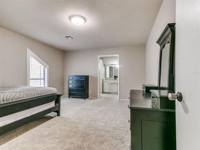 8101 Brownsville Lane, Bethany, OK 73008