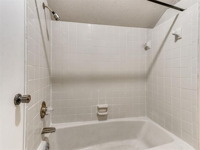 8101 Brownsville Lane, Bethany, OK 73008