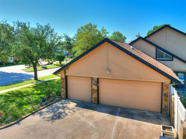 8101 Brownsville Lane, Bethany, OK 73008