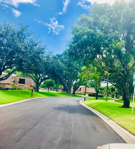 1120 11th Court, Palm Beach Gardens, FL 33410