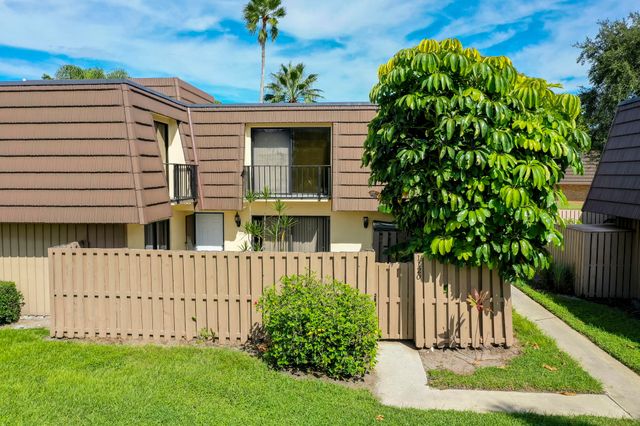 1120 11th Court, Palm Beach Gardens, FL 33410