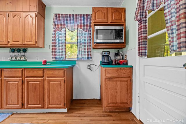 1641 N Buys Road, Laketon Twp, MI 49445