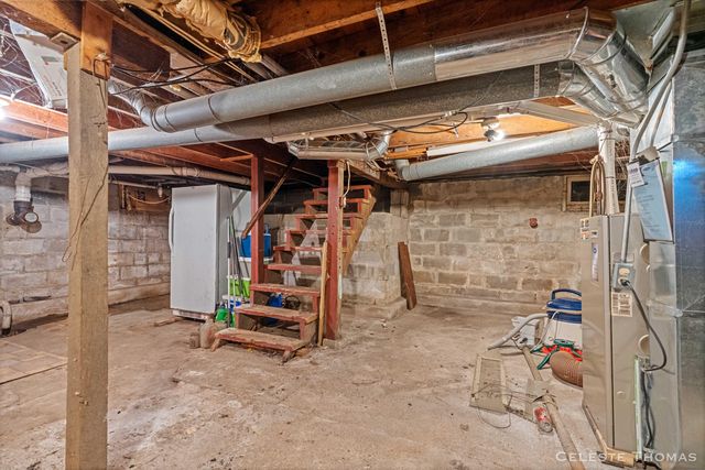 1641 N Buys Road, Laketon Twp, MI 49445