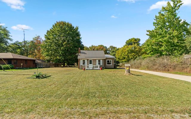 1641 N Buys Road, Laketon Twp, MI 49445