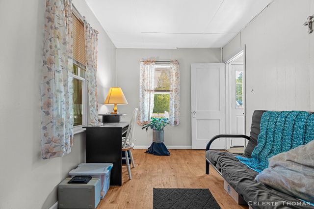 1641 N Buys Road, Laketon Twp, MI 49445