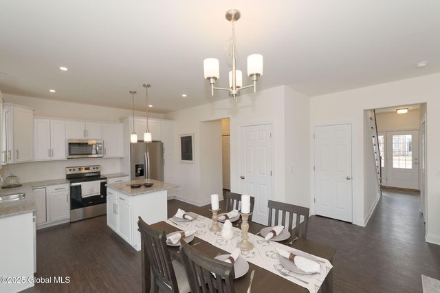 2 Balsam Court, Ballston, NY 12019