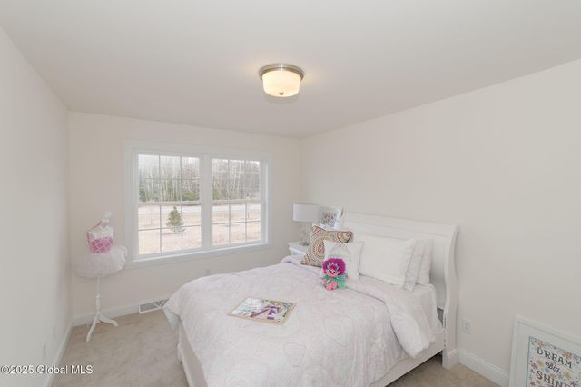 2 Balsam Court, Ballston, NY 12019