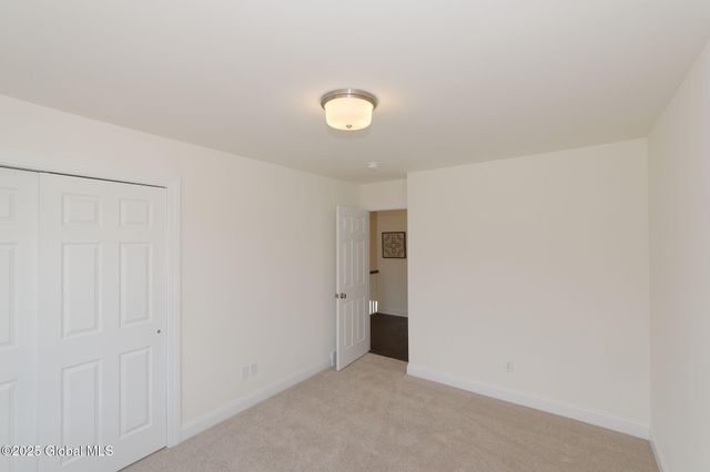 2 Balsam Court, Ballston, NY 12019