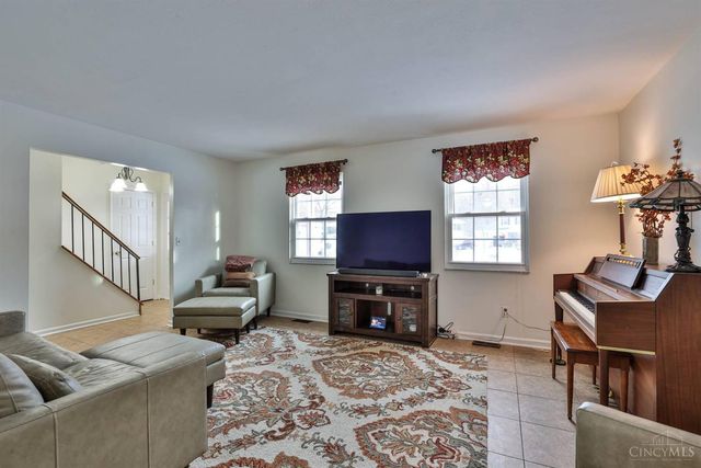 9811 Beau Lane, Cincinnati, OH 45231