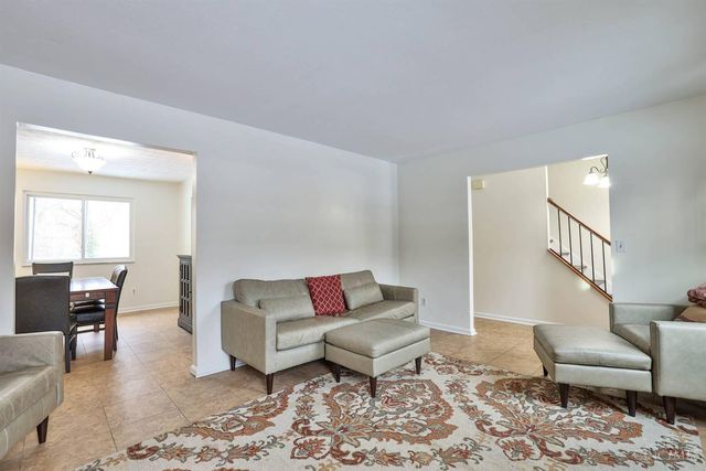 9811 Beau Lane, Cincinnati, OH 45231