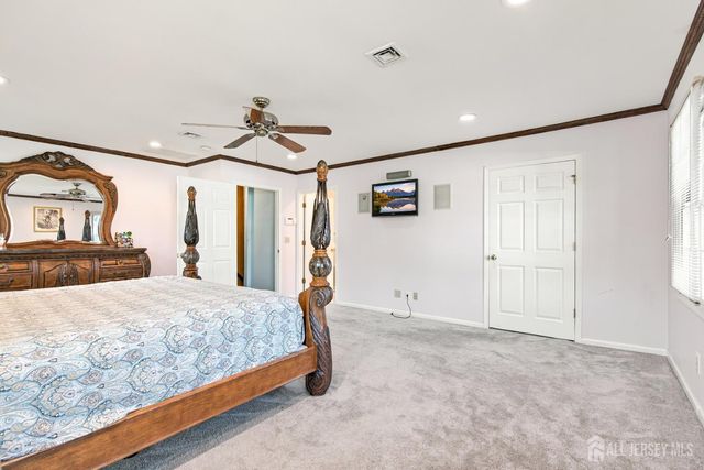 1 Pine Ridge Drive, Edison, NJ 08820