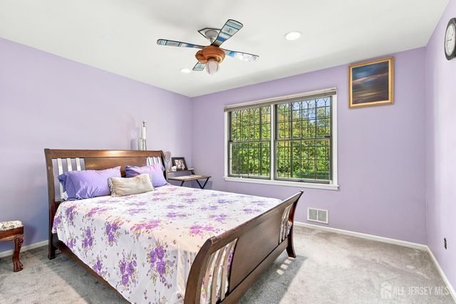 1 Pine Ridge Drive, Edison, NJ 08820