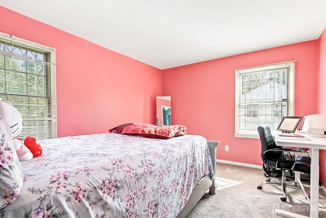 1 Pine Ridge Drive, Edison, NJ 08820