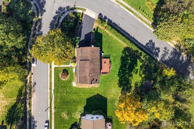 1 Pine Ridge Drive, Edison, NJ 08820