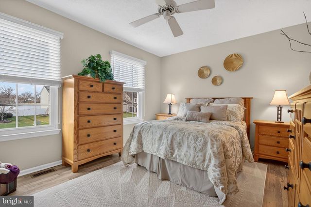 210 COUNTRY FARMS RD, Marlton, NJ 08053