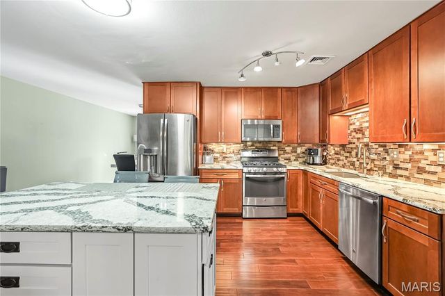 1503 Papillon Drive, St Louis, MO 63146